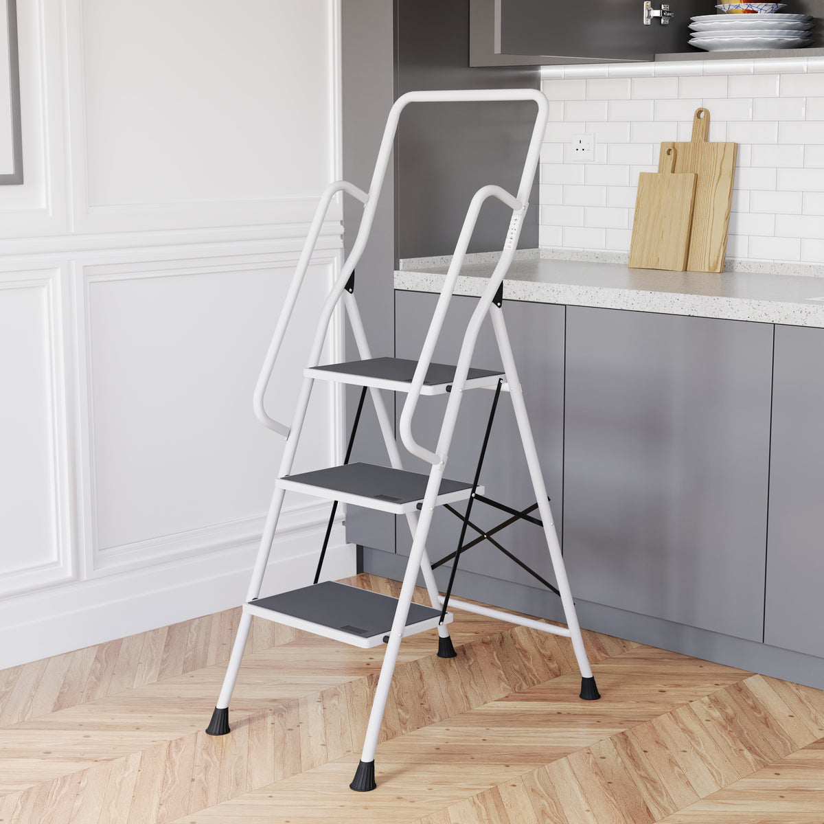 3-Step Ladder With Handrail