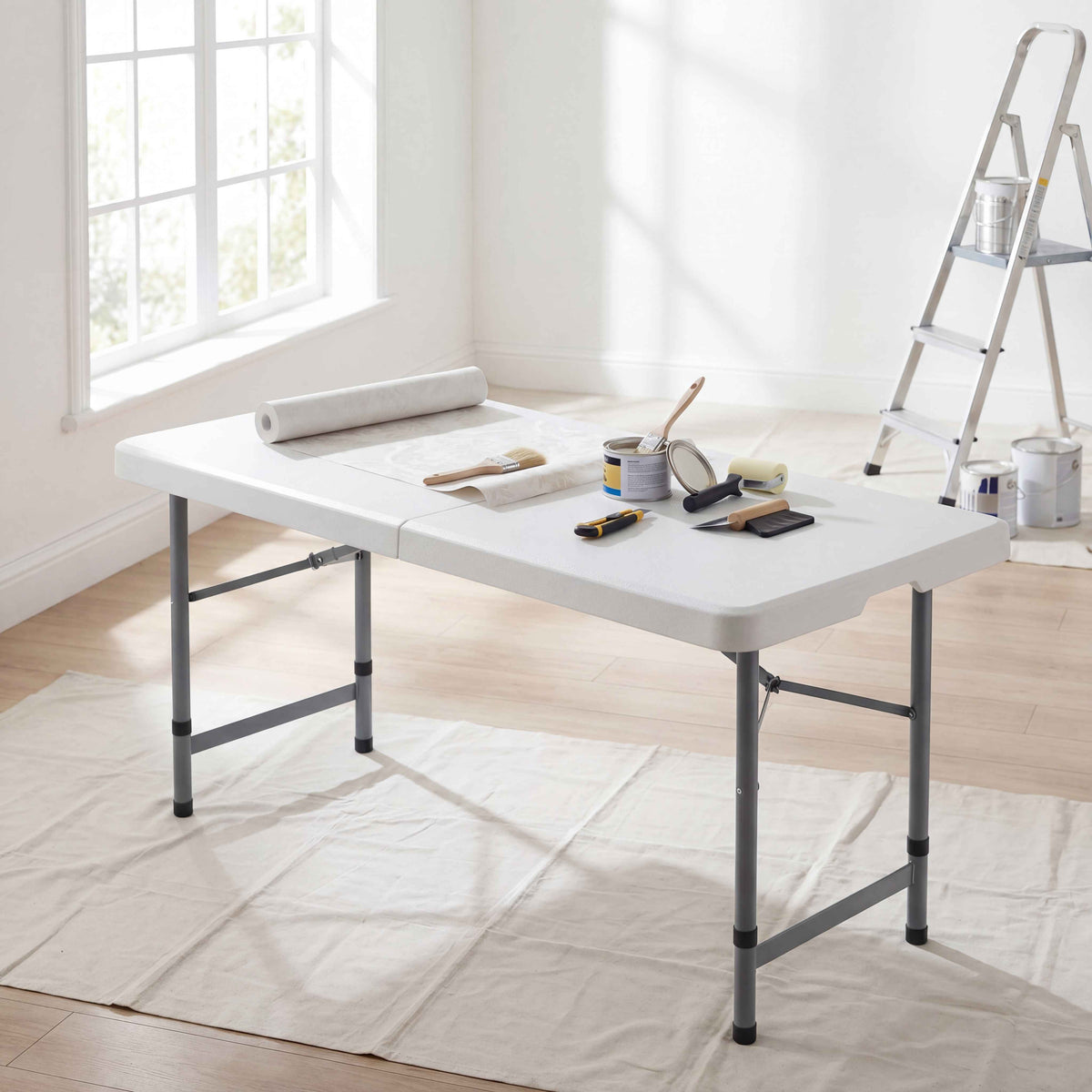 Folding 4ft Table
