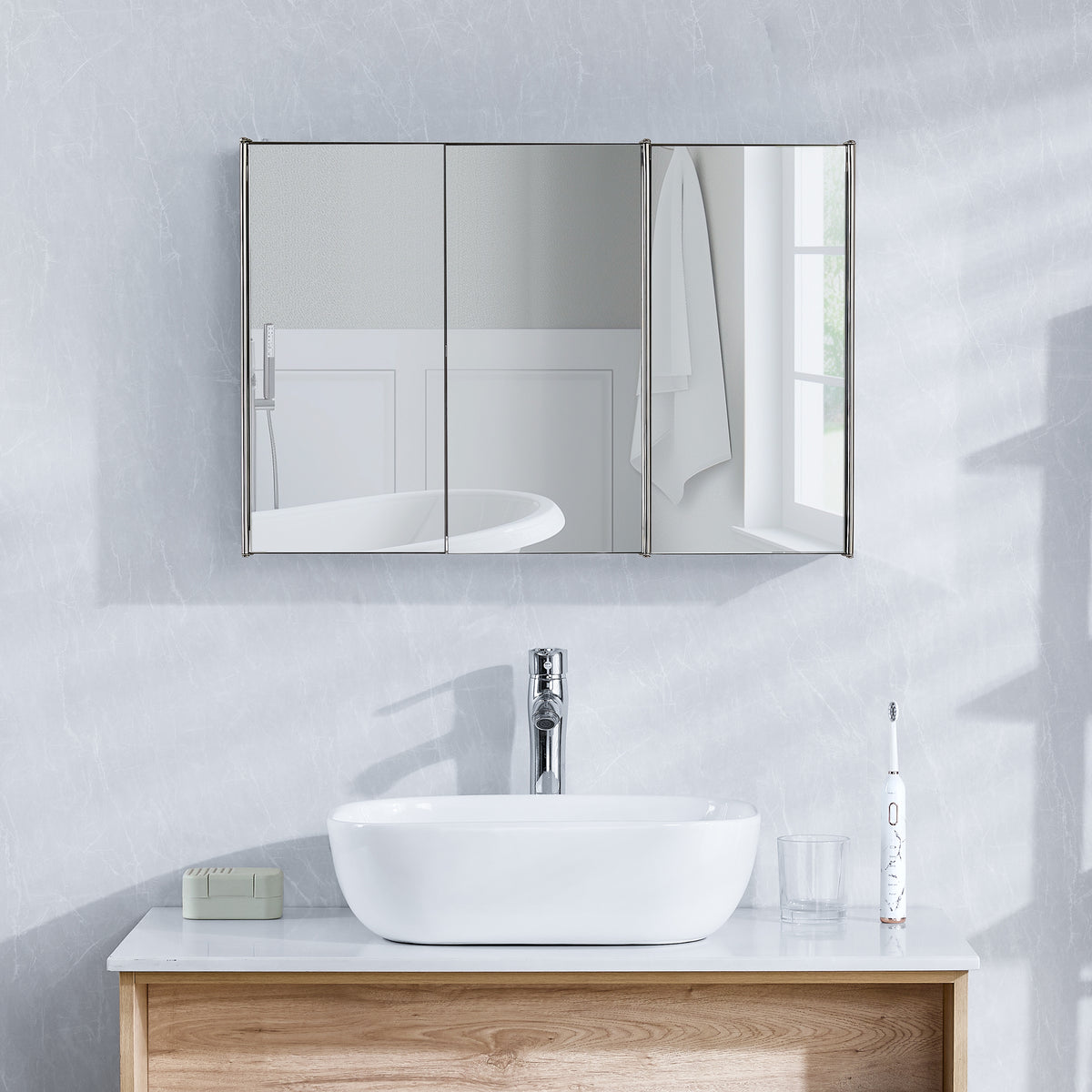 Tiano Mirrored Triple Cabinet - Stainless steel