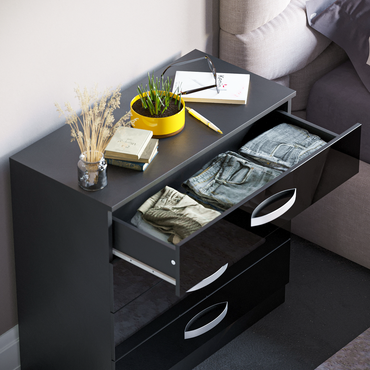 Hulio 4-Drawer Chest - Black