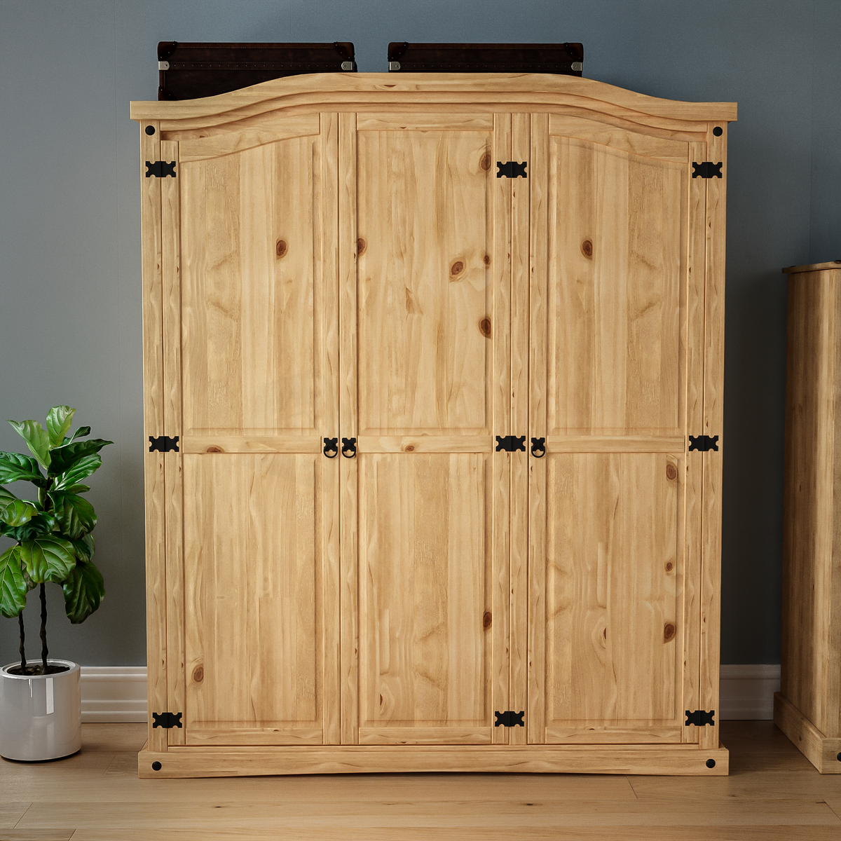 Corona 3-Door Wardrobe